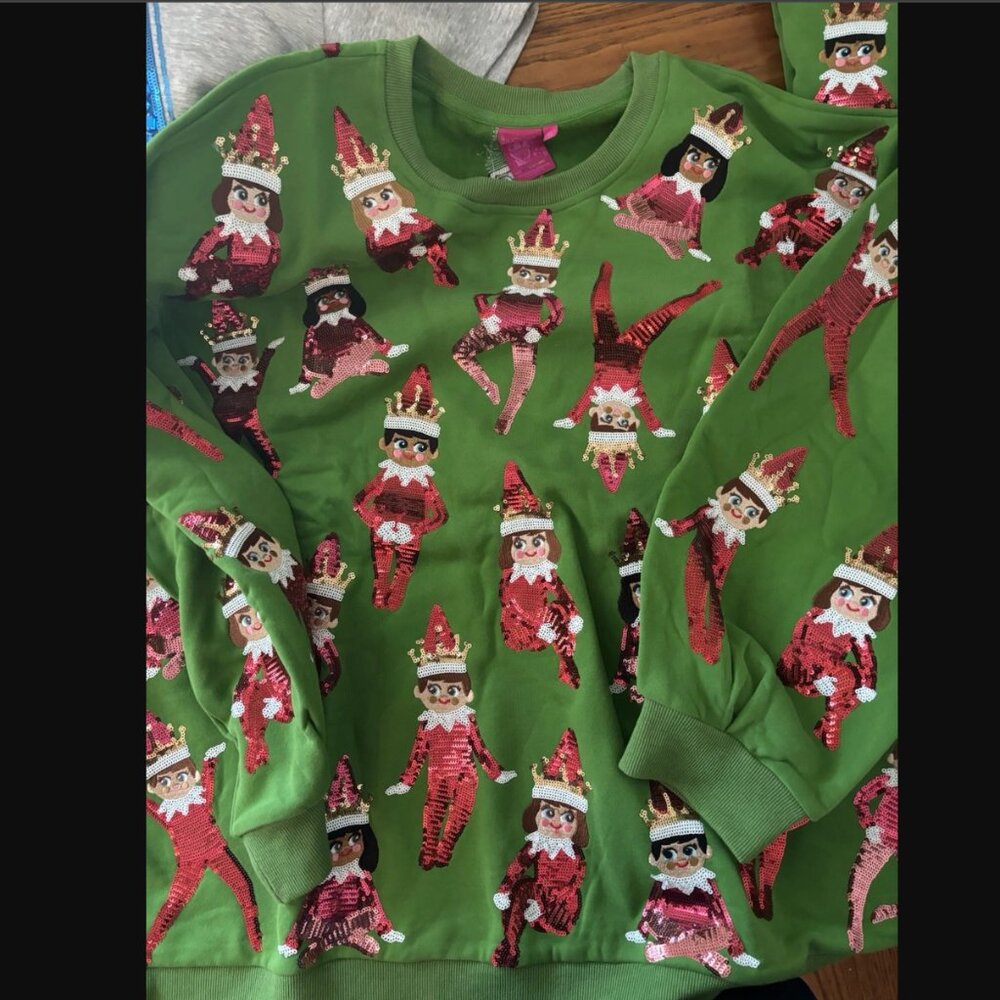 BNWOT Queen Of sparkles XL Elf On The Shelf Sweatshirt